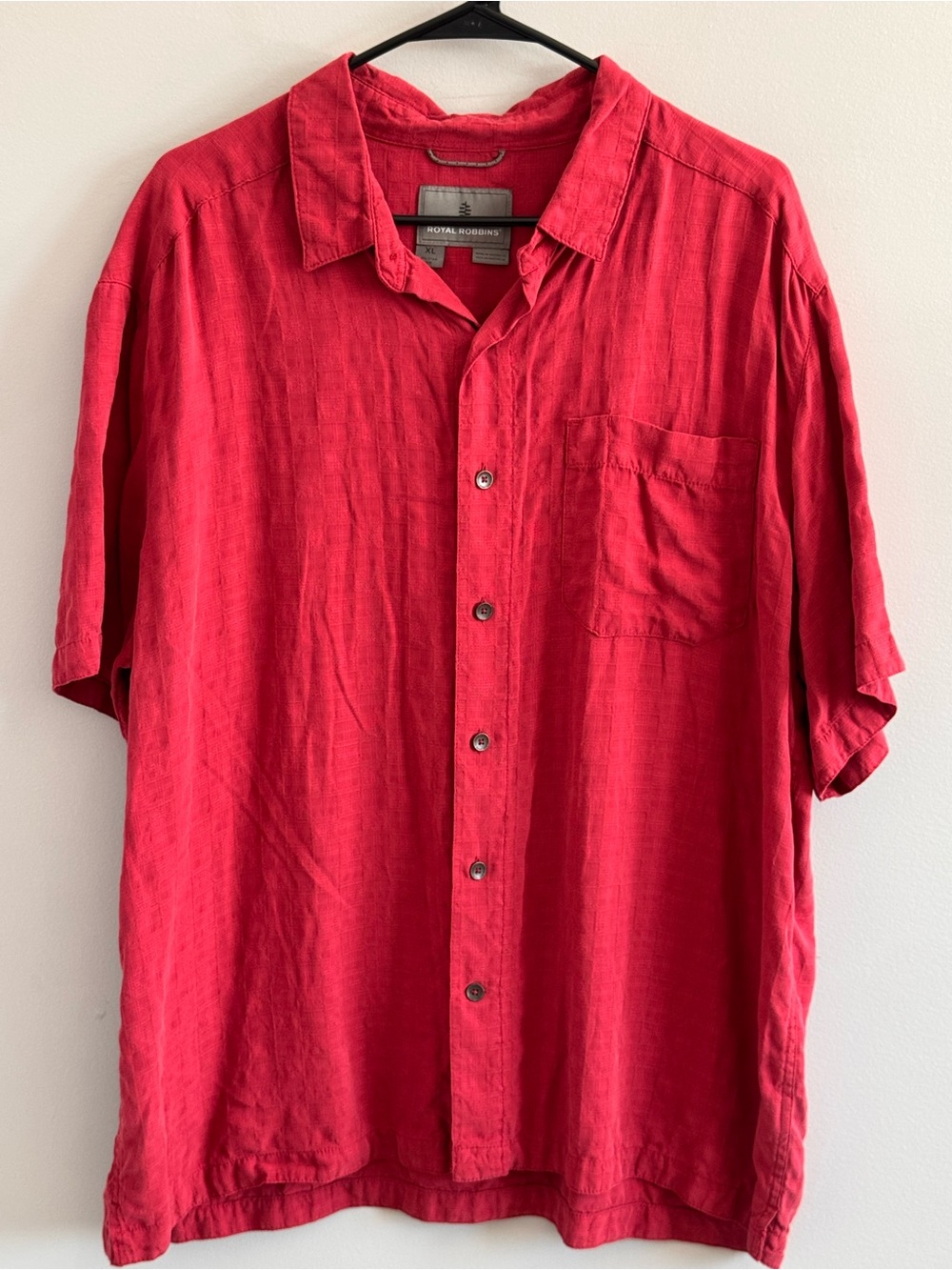 Royal Robbins Men’s XL Red Modal Short Sleeve Button Up Shirt Relaxed Fit